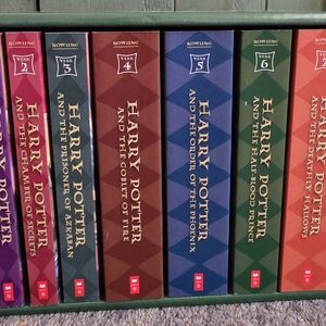 Harry Potter Complete Series Boxed Set Scholastic Paperback Books 1-7!